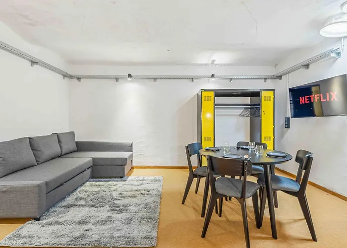 Underground I Design Loft I Near Center *