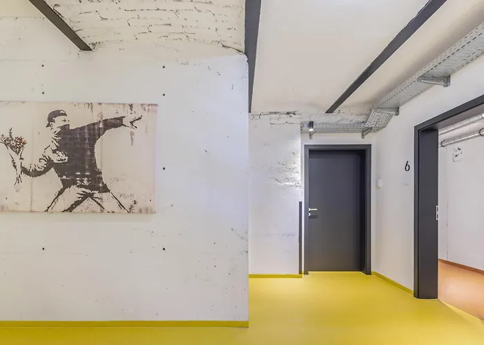 Underground I Design Loft I Near Center *