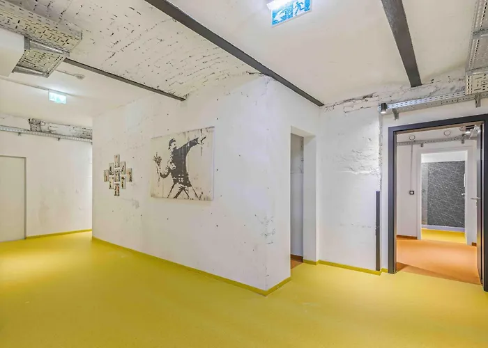 Underground I Design Loft I Near Center Wien